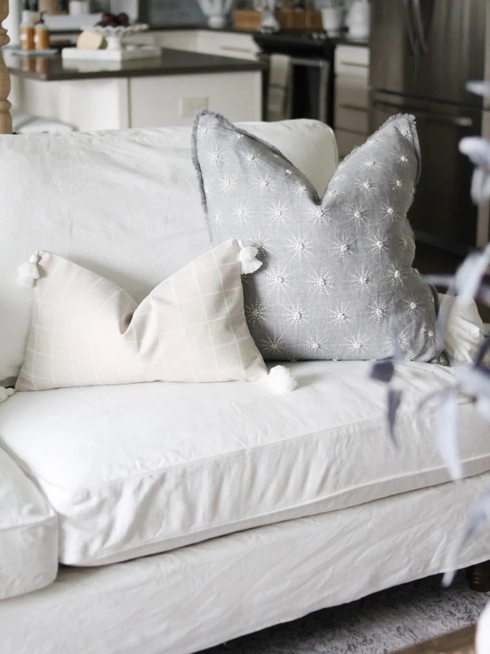 Serena & Lily Seascape Pillow Covers – Set of 2 (24″ Linen, Smoke)
